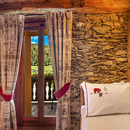 La Luge D'antan Bed & Breakfast *