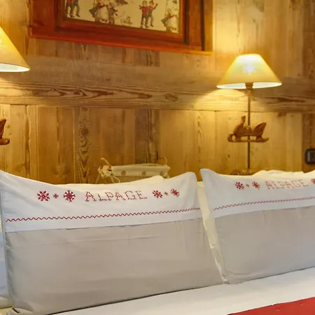 La Luge D'antan 3*