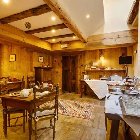 La Luge D'antan Bed & Breakfast *